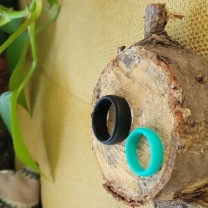 Silicone Ring Pair (10/7)